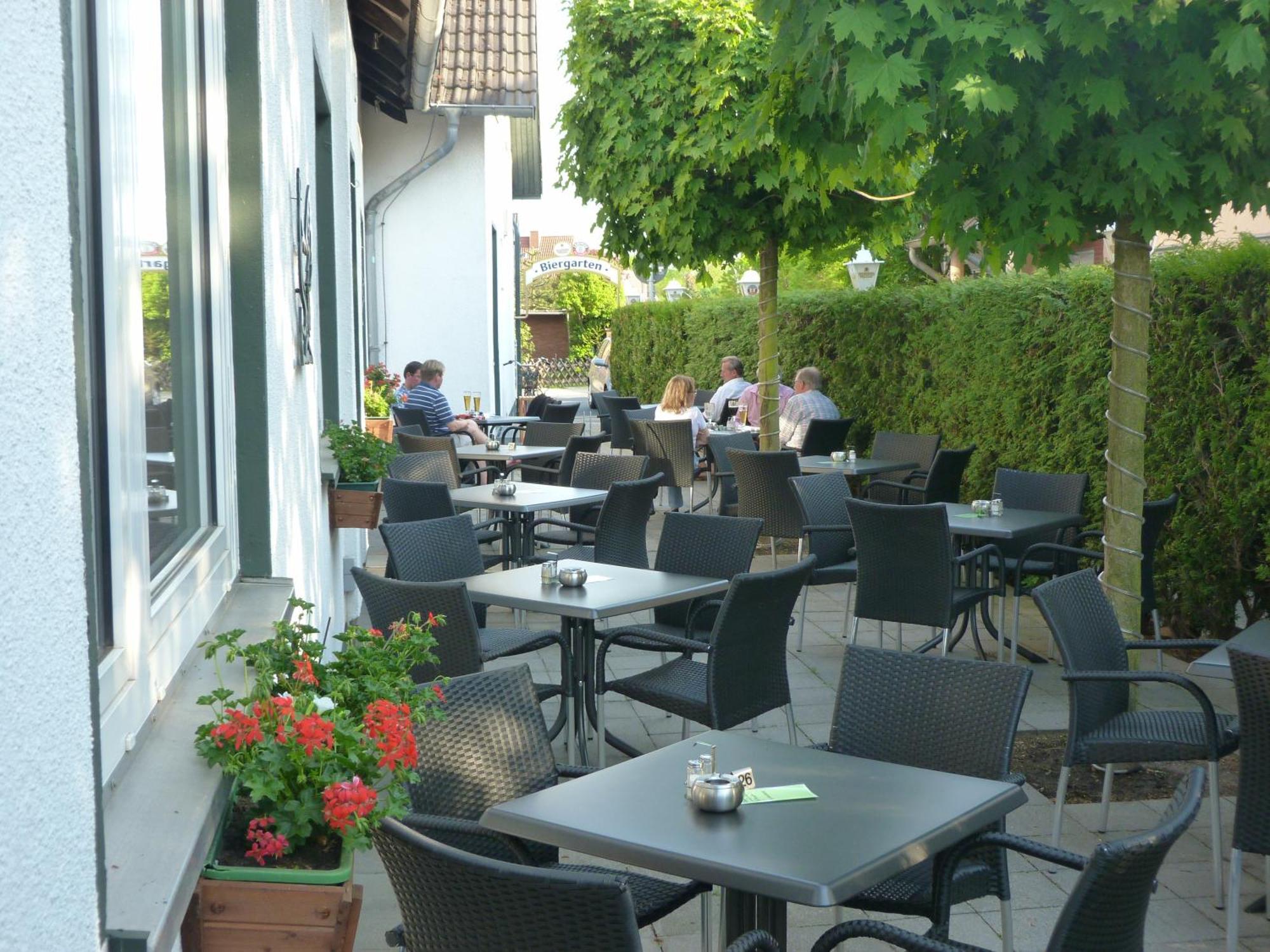 Hotel Restaurant Jaegerhof Braunschweig Exterior photo