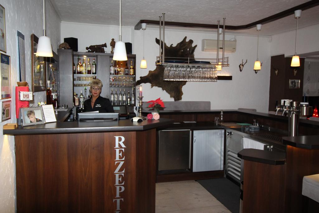 Hotel Restaurant Jaegerhof Braunschweig Exterior photo