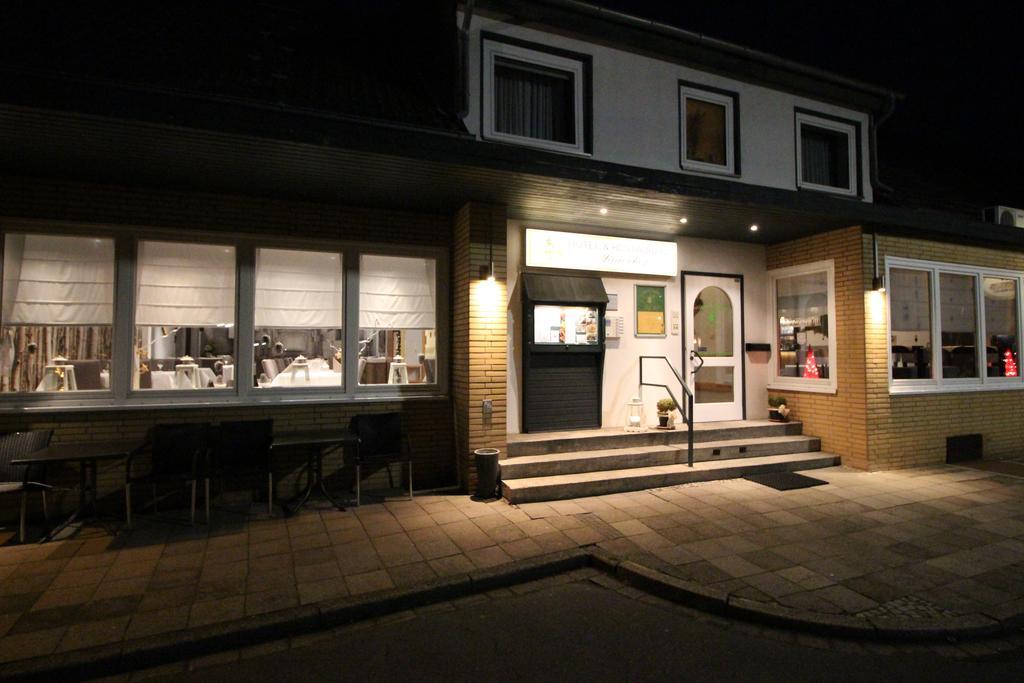 Hotel Restaurant Jaegerhof Braunschweig Exterior photo